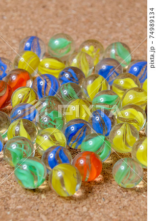 ビー玉, 丸, ガラス玉, 玩具,日本, 遊び,ガラス、おもちゃ、雑貨 74989134