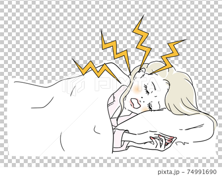 寝ている時いびきをかく女性 74991690