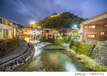 山陰の湯治湯「湯けむりの郷、湯村温泉」(兵庫県美方郡新温泉町湯)※作品コメント欄に撮影位置 山陰の湯治湯「湯けむりの郷、湯村温泉」(兵庫県美方郡新温泉町湯)※作品コメント欄に撮影位置 74997791