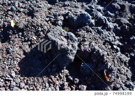 信仰の対象と芸術の源泉~富士山5合目の地表 信仰の対象と芸術の源泉~富士山5合目の地表 74998199