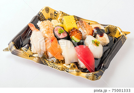 お寿司の盛り合わせ。パック。 お寿司の盛り合わせ。パック。 75001333