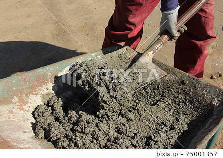 生コンクリート　土木工事 75001357
