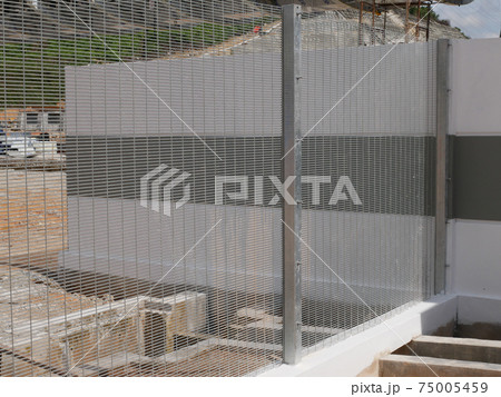 Anti-climb fencing made from galvanized steel install at the perimeter or property boundary to prevent from the intruder. Its close nets can prevent intruders from climbing the fence. 75005459