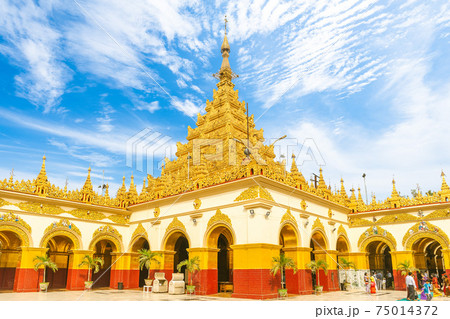 The Mahamuni Pagoda Complex in mandalay, myanmar burma. 75014372