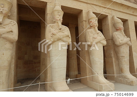 エジプトの遺跡、ハトシェプスト女王葬祭殿(Mortuary Temple of Hatshepsut エジプトの遺跡、ハトシェプスト女王葬祭殿(Mortuary Temple of Hatshepsut 75014699