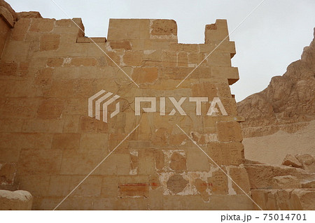 エジプトの遺跡、ハトシェプスト女王葬祭殿(Mortuary Temple of Hatshepsut エジプトの遺跡、ハトシェプスト女王葬祭殿(Mortuary Temple of Hatshepsut 75014701