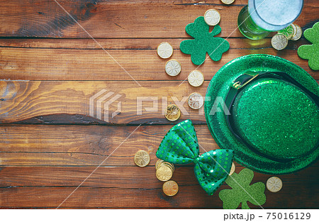 St. Patrick's Day decorations 75016129