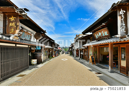 重伝建　岩村の町並み 75021853