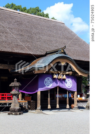 国宝　青井阿蘇神社の本殿 75024905