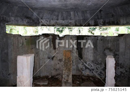 海蔵砲台跡 砲台跡内部 海蔵砲台跡 砲台跡内部 75025145