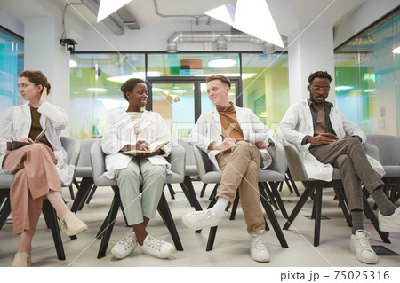Diverse Group of Medical Students in Seminar Diverse Group of Medical Students in Seminar 75025316