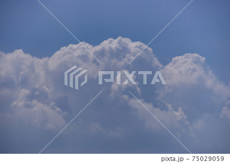 韓国 空 雲の写真素材