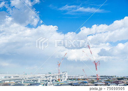 高速道路　工事現場　都市開発 75030505