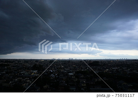 嵐の前兆 の写真素材