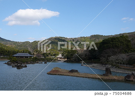 愛媛県宇和島市 南楽園の上池 愛媛県宇和島市 南楽園の上池 75034686