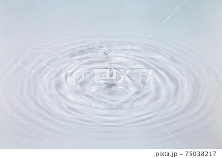水面 75038217