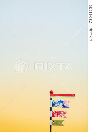 ミニチュアの鯉のぼり ミニチュアの鯉のぼり 75041259