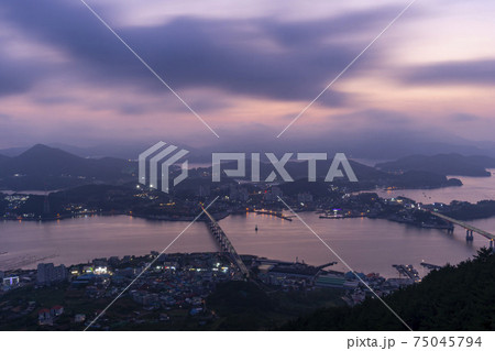 統営市 慶南 韓国 75045794