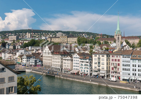 Aerial view of historic Zurich city center and river Limmat from Lindenhof pa 75047398