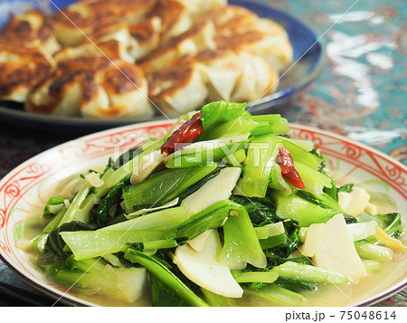 チンゲンサイとタケノコの炒め チンゲンサイとタケノコの炒め 75048614