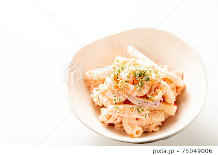 シーフードマカロニサラダ。 75049006