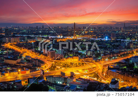 amarin専用 (Arun Amarin Intersection view.の写真素材 amarin専用 (Arun Amarin Intersection view.の写真素材
