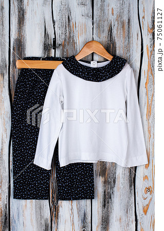 Set of top and pants Set of top and pants 75061127