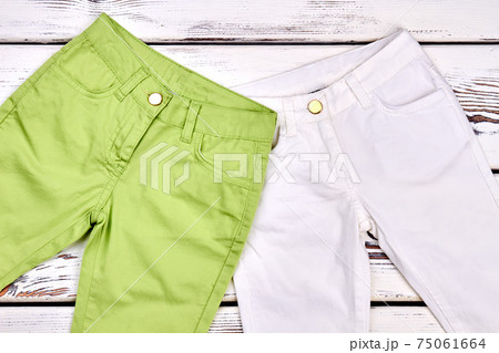 Green and white kids trousers. Green and white kids trousers. 75061664