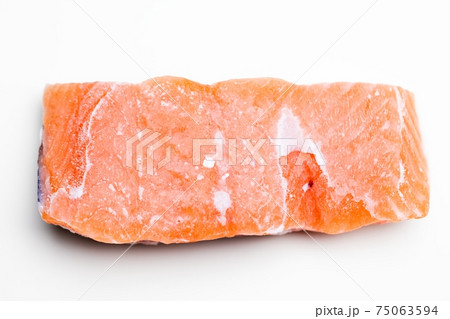 Slice of salmon closeup photo Slice of salmon closeup photo 75063594