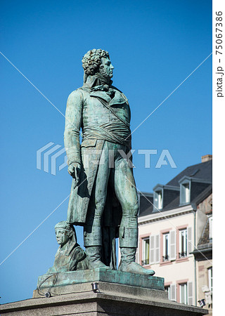 View of bronze statue of the general Kleber on the main place in Strasbourg - France View of bronze statue of the general Kleber on the main place in Strasbourg - France 75067386