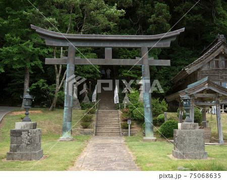新潟県 佐渡島 草苅神社 鳥居 新潟県 佐渡島 草苅神社 鳥居 75068635