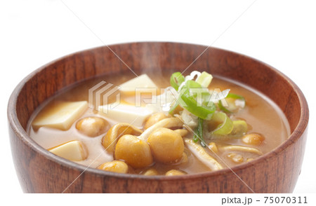 なめこの味噌汁 なめこの味噌汁 75070311