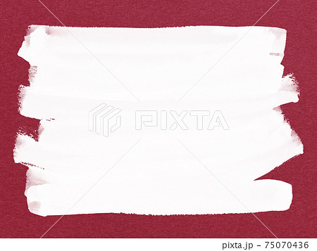 赤い紙に絵具で描いたようなフレーム - 複数のバリエーションがあります 75070436