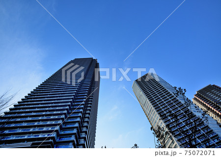 東京都 東雲の高層タワーマンション群 東京都 東雲の高層タワーマンション群 75072071