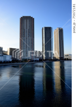 東京都 東雲の高層タワーマンション群 東京都 東雲の高層タワーマンション群 75072181