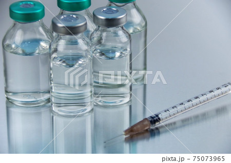 クスリ瓶 75073965