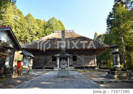 月輪寺薬師堂　山口県山口市徳地 75077380