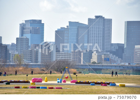 多摩川河川敷公園 75079070