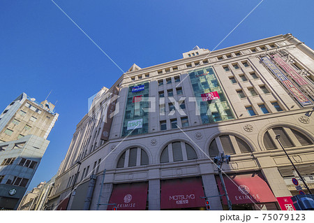 浅草駅前　松屋浅草店　 青空　東武浅草駅　浅草 75079123