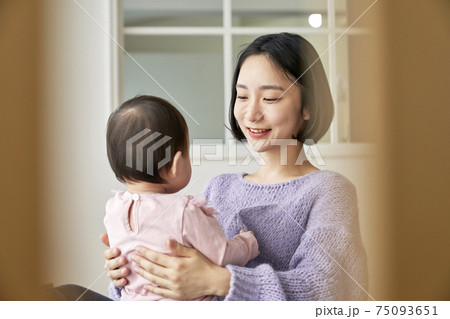 幼児 赤ちゃん 子供 75093651