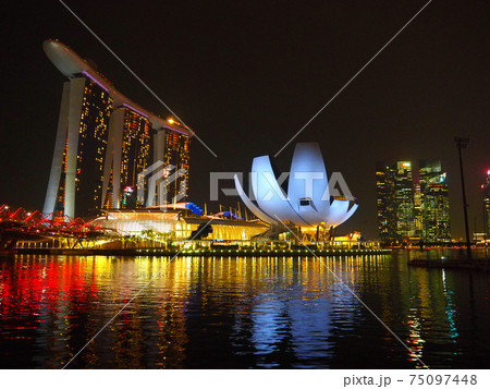 シンガポールの夜景 75097448