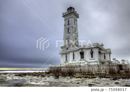 View of Point Abino Lighthouse in Ontario, Canada View of Point Abino Lighthouse in Ontario, Canada 75098037