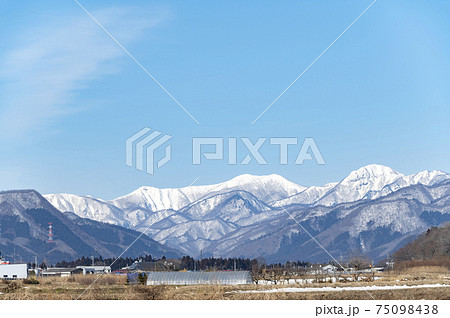 冬の蔵王山 75098438