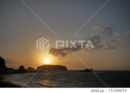 夕焼け　トワイライト 75108054