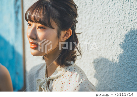 10代後半女子の写真素材 10代後半女子の写真素材