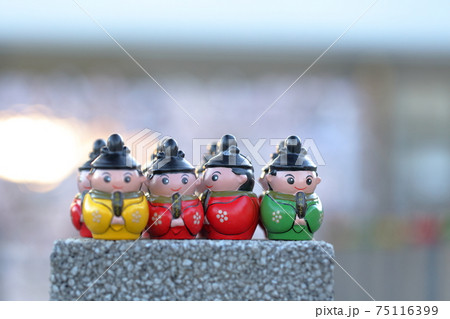 お人形のおみくじ(天神みくじ 上野天満宮 愛知県 名古屋市) お人形のおみくじ(天神みくじ 上野天満宮 愛知県 名古屋市) 75116399