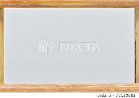 ススキの稈(茎)による外枠背景 ススキの稈(茎)による外枠背景 75120982