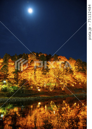 愛知県豊田市足助町香嵐渓　Korankei park Toyota city  Asuke town 75132484