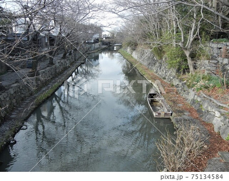 水郷巡りで有名な観光地の近江八幡市八幡堀の写真素材