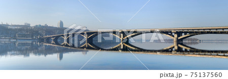 Panorama Metro bridge river Kiev Panorama Metro bridge river Kiev 75137560